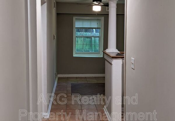 1352 North Ave