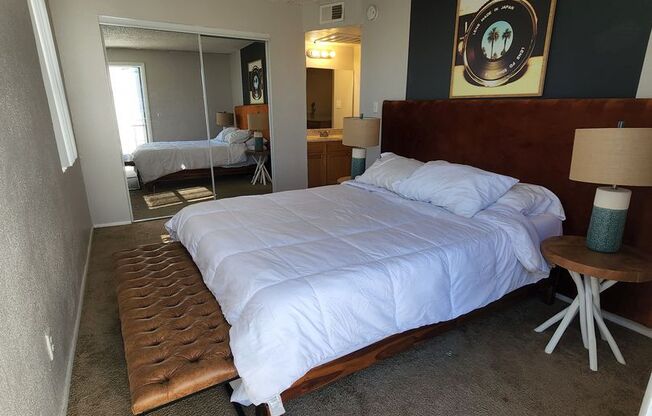 1 bed, 1 bath, 575 sqft, $1,110, Unit 12