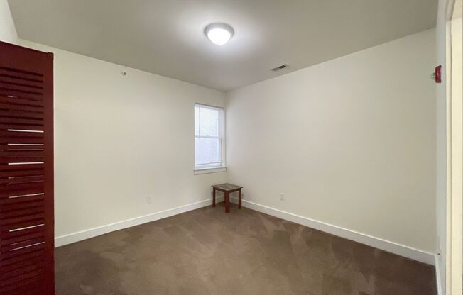 3 beds, 3 baths, $1,895, Unit Unit 25