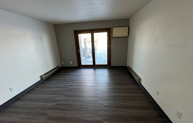 2 beds, 1 bath, 750 sqft, $710, Unit A204