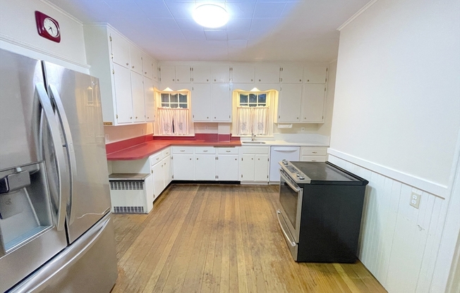 10 BERWICK RD