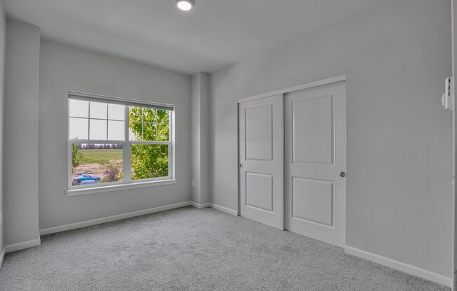 2 beds, 2 baths, 1,055 sqft, $1,315, Unit 211-G337