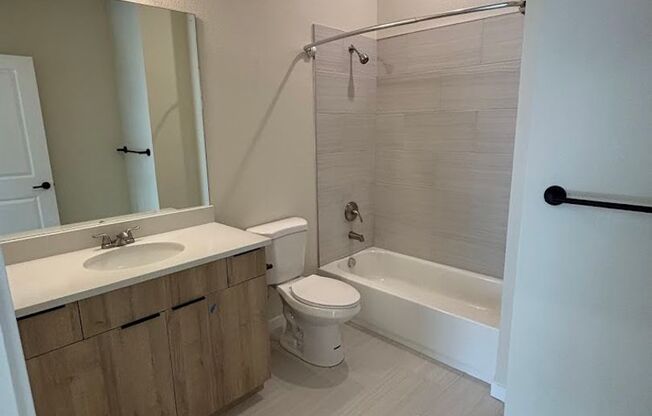 2 beds, 2 baths, 720 sqft, $1,849, Unit 820 #305