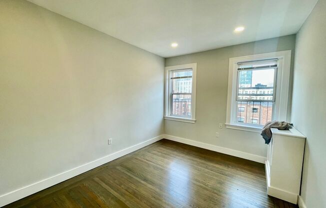 Avl NOW No Fee!  Sunny, renovated 1BR in the heart of the Fenway!