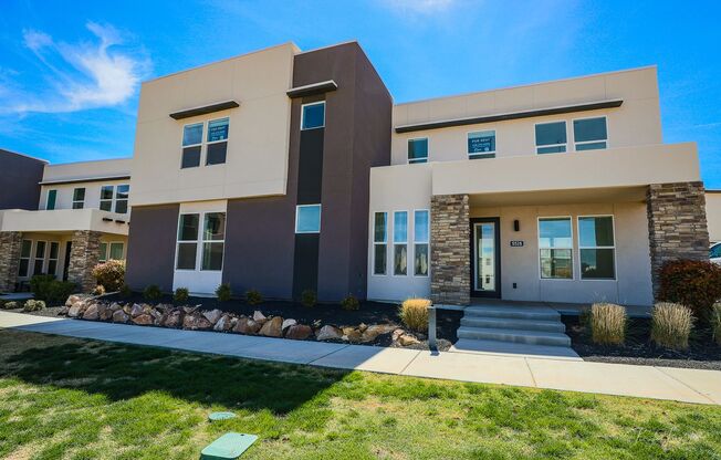 COMING IN JUNE ...2 bed, 2.5 bath, 2 car garage home for rent in Desert Color
