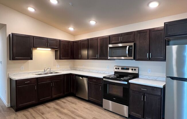 2 beds, 1 bath, 1,040 sqft, $1,485, Unit AT 709-34