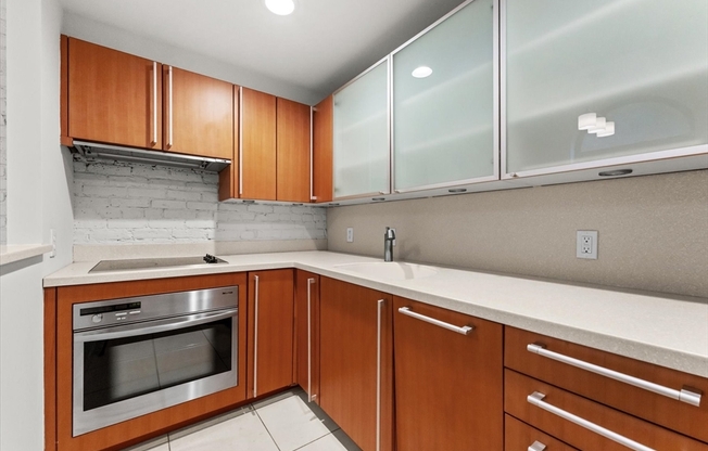 2 beds, 1.5 baths, 1,024 sqft, $4,600, Unit 102
