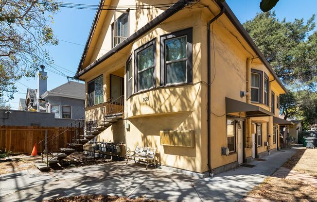 935 Central Ave #E - 1 bedroom | 1 bath | Lower unit