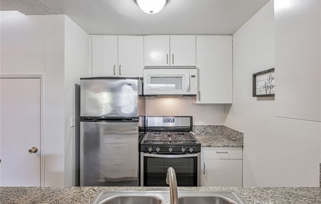 1 bed, 1 bath, 758 sqft, $2,200, Unit 203