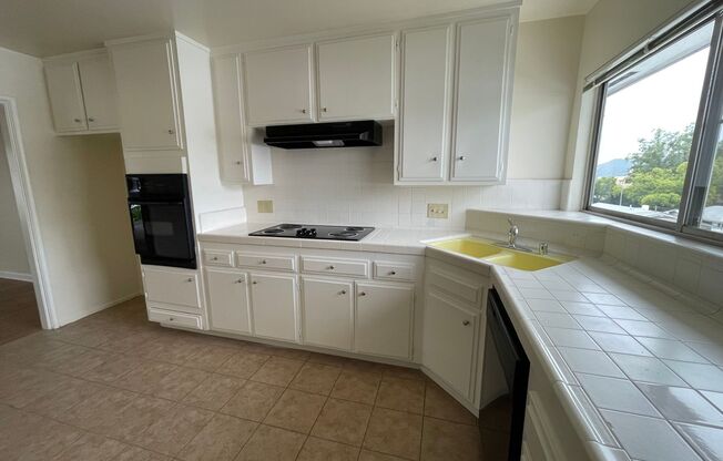 1 bed, 1 bath, 624 sqft, $1,995, Unit 317