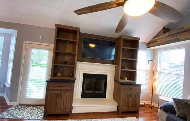 1816 Coral Bay Court