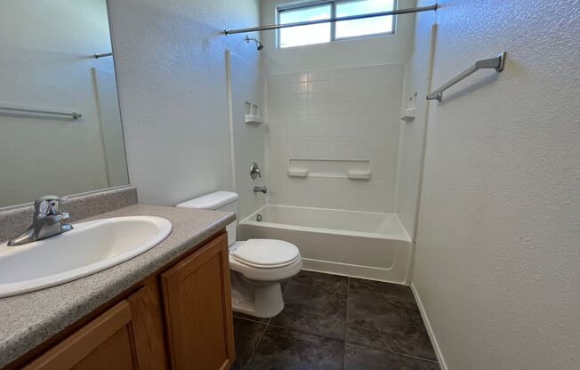 3 beds, 2.5 baths, $1,700