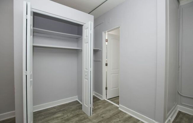 Studio, 1 bath, $1,025, Unit 412