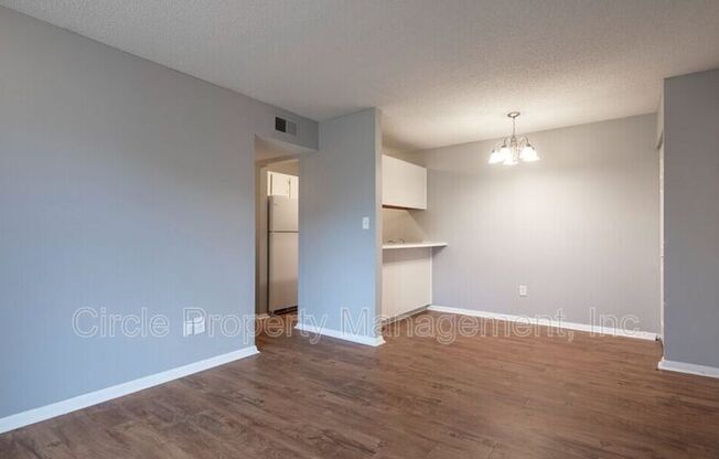 4111 HUNTERS RDG DR