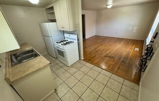 3 beds, 2 baths, $1,800