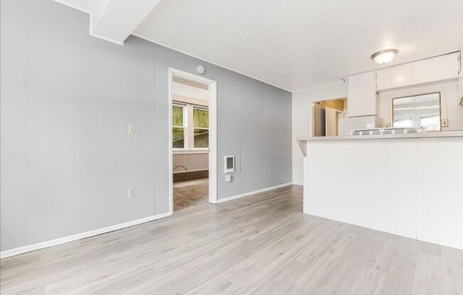 Spacious, Charming Victorian Style Tri-Plex Located in Goose Hollow!