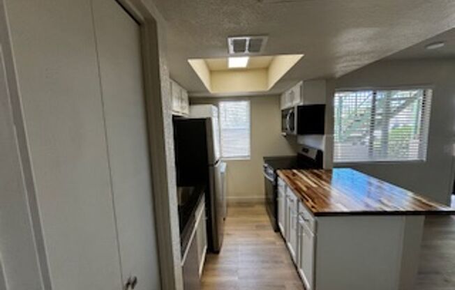 1 bed, 1 bath, 369 sqft, $887, Unit 3114