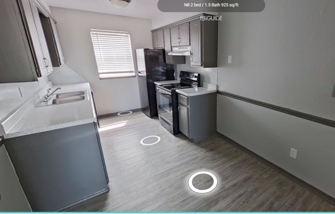 2 beds, 1.5 baths, 925 sqft, $800