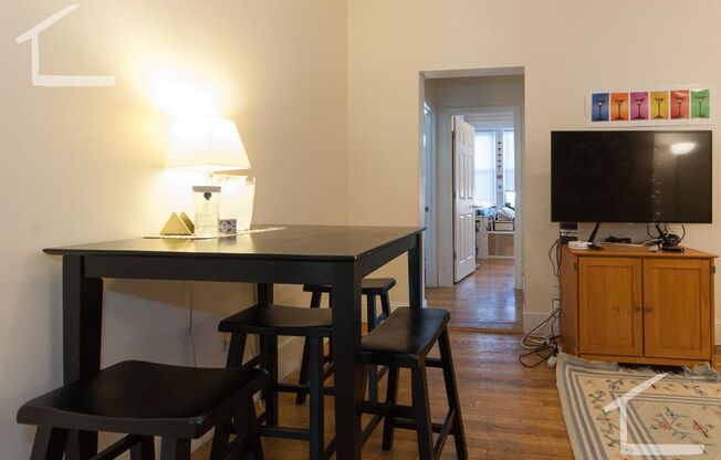 9/1/25 Spacious Egmont St 4BR with heat included!