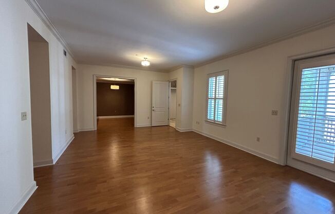 2 beds, 2 baths, $2,895