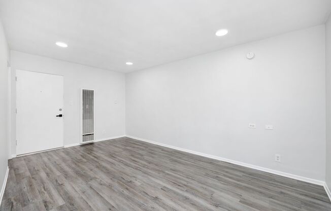 Studio, 1 bath, 615 sqft, $1,898, Unit 103