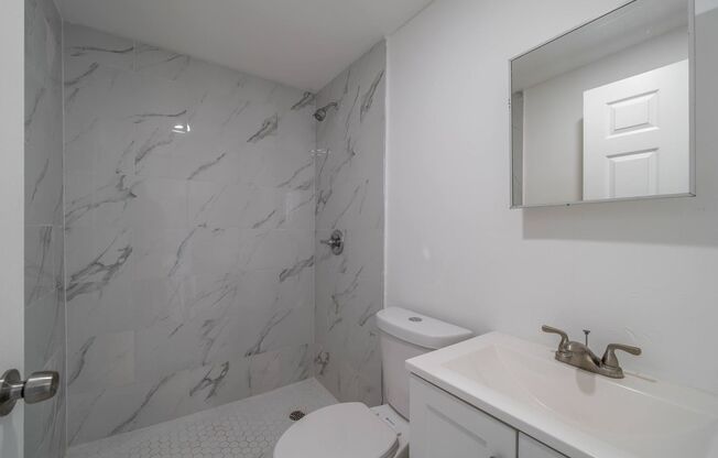 2 beds, 1 bath, 532 sqft, $2,200, Unit APT_08