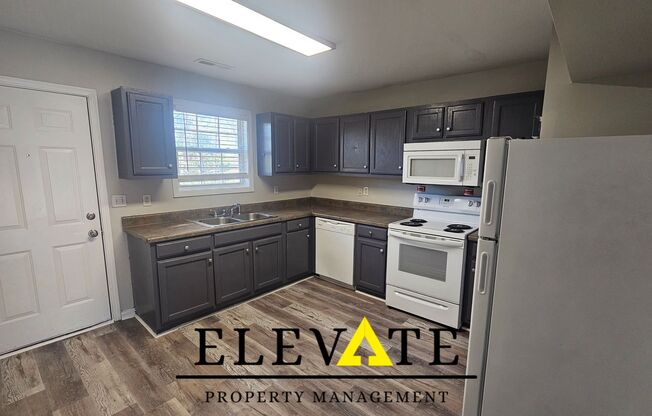 Strawberry Commons-Schedule a showing today!