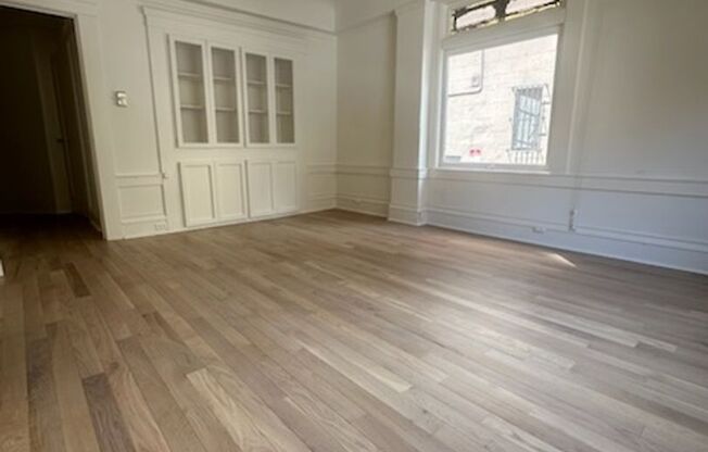 2 beds, 1 bath, $3,750