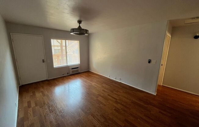 Cozy 1 Bedroom Condo with Walk-In Closet & Patio