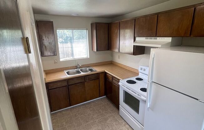 Warner Studios Apartments