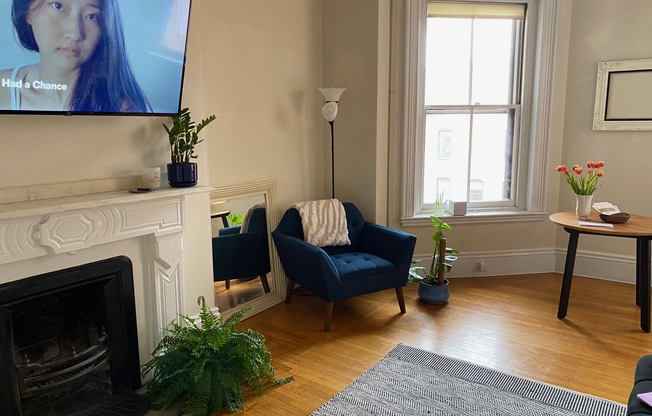 249 COMMONWEALTH AVE