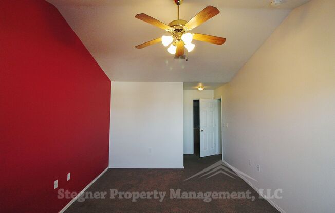 3 beds, 2 baths, $2,100, Unit # 4G