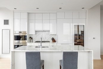 3 beds, 3.5 baths, 2,196 sqft, $16,800, Unit 5105
