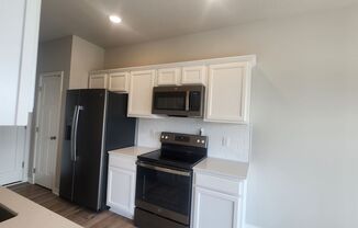 3 beds, 2 baths, $1,900