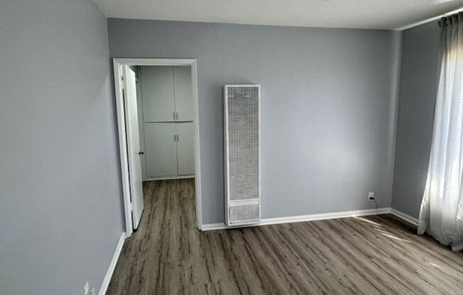 3 beds, 1 bath, $3,495