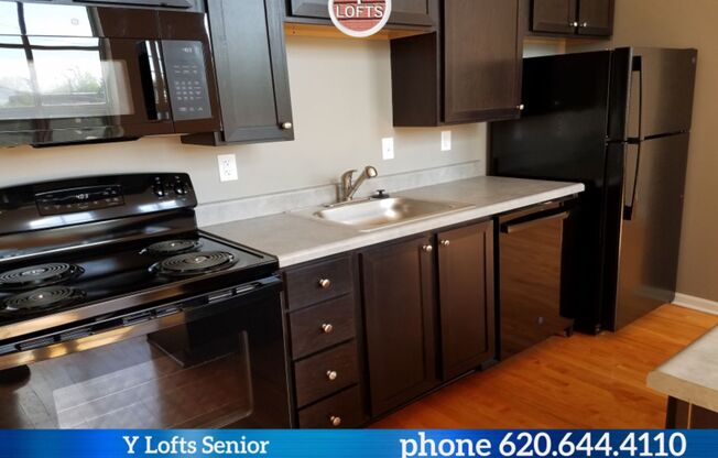 2 beds, 2 baths, 1,438 sqft, $1,100, Unit 113