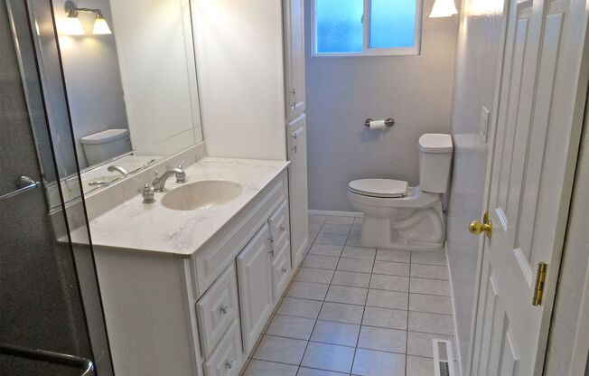 Charming Castro Valley Home: Spacious Living, Prime Location