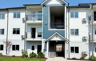 Twelve-O-Two Apartments