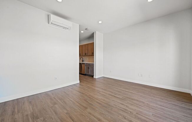 1 bed, 1 bath, 521 sqft, $1,550, Unit 511