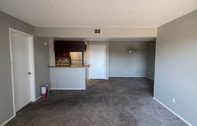 2 beds, 2 baths, $1,295