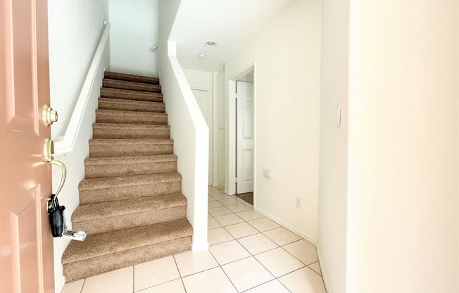 Beautiful Townhome in Rancho Carrillo!
