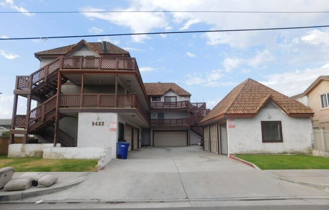 8422 Whitaker St.