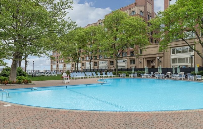 1 bed, 1 bath, 872 sqft, $3,200, Unit 30H