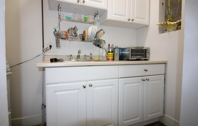 Studio, 1 bath, $2,375, Unit 14