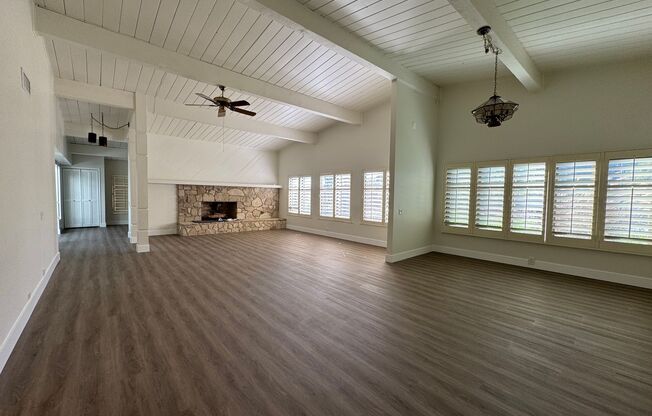 Spacious 4Bed/3Bath Home With 3 Car Garage Available Now!