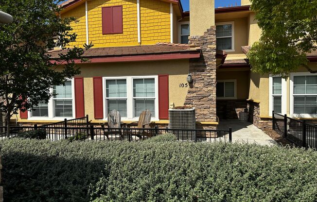 Redlands Townhome For Rent!