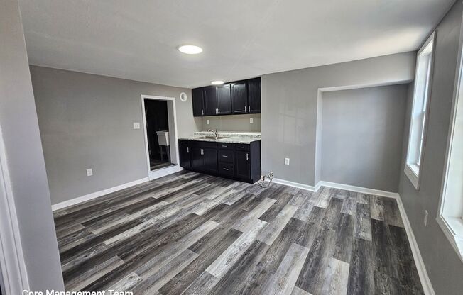 2 beds, 1 bath, $1,450