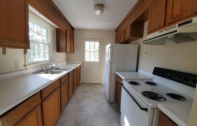 901 N. Fulton ~ Raeford