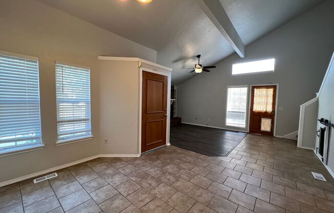 3 Bedroom 2 bathroom Moore Schools!!!