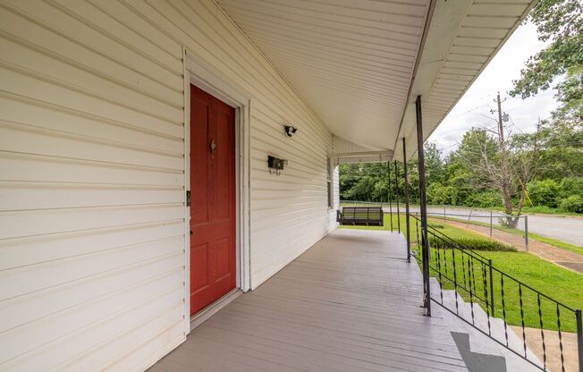 Charming Restored home in Bibb City